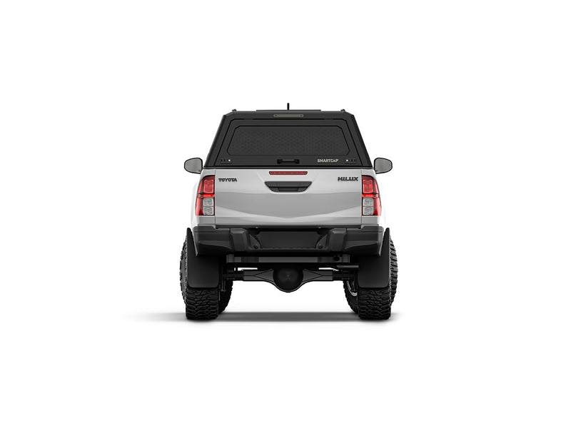 Hard top RSI SmartCap EVOc Commercial per Toyota Hilux 2026+ Extra Cab, vista posteriore su sfondo bianco