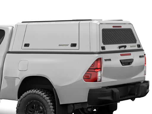 Hard top RSI SmartCap EVOc Commercial per Toyota Hilux 2026+ Extra Cab, vista posteriore 3/4 ravvicinata