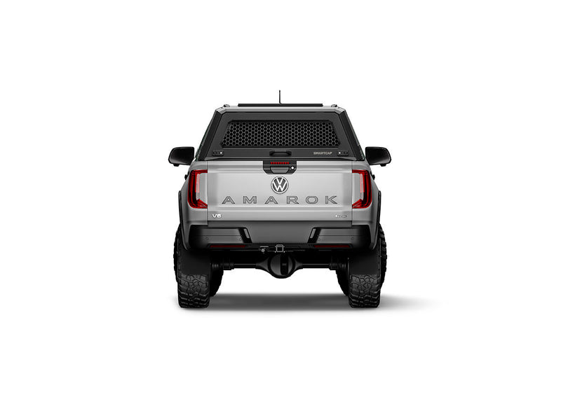 Hard top RSI SmartCap EVOc Commercial per Volkswagen Amarok 2023+ Double Cab, vista posteriore su sfondo bianco