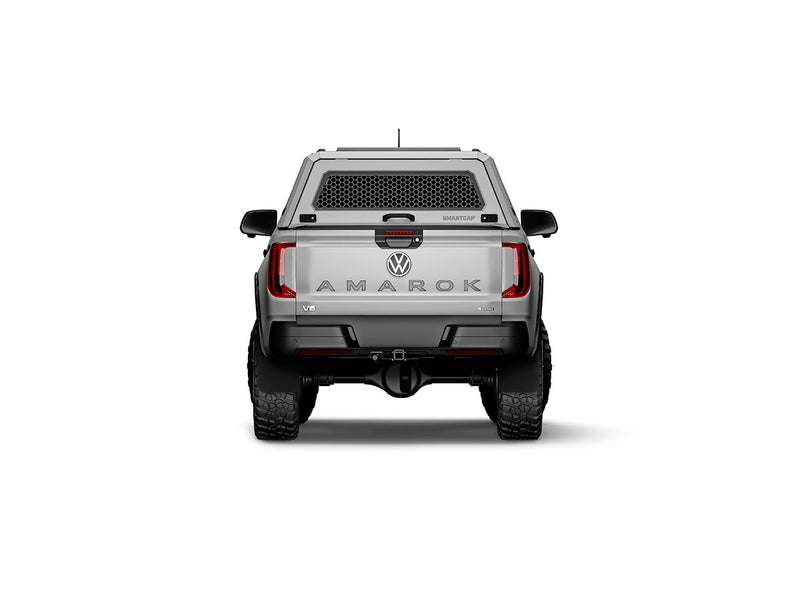 Hard top RSI SmartCap EVOc Commercial per Volkswagen Amarok 2023+ Double Cab, vista posteriore su sfondo bianco