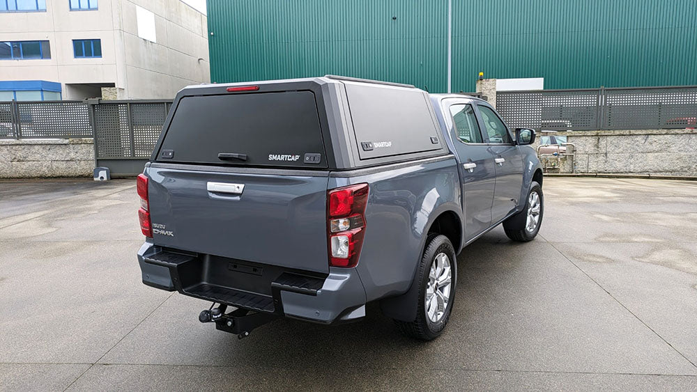 Hard top RSI SmartCap EVOd Defender montato su Isuzu D-Max 2020+ Double Cab, foto reale