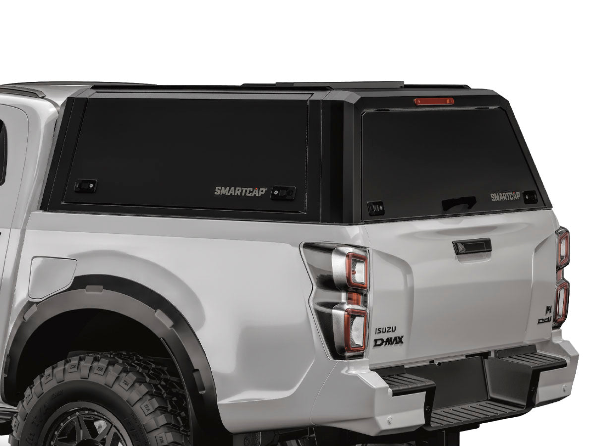 Hard top RSI SmartCap EVOd Defender per Isuzu D-Max 2020+ Double Cab, vista posteriore 3/4 ravvicinata