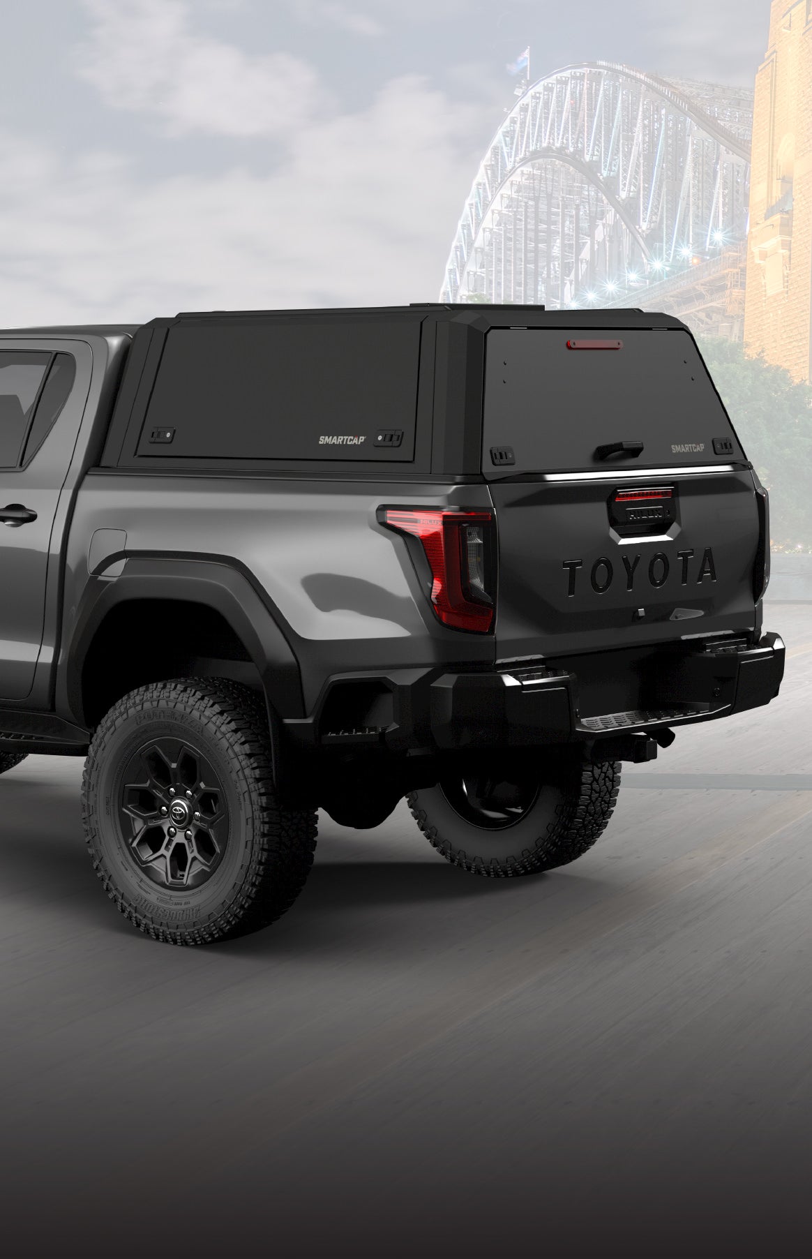 RSI SmartCap EVOd Defender su Toyota Hilux 2026+, vista posteriore