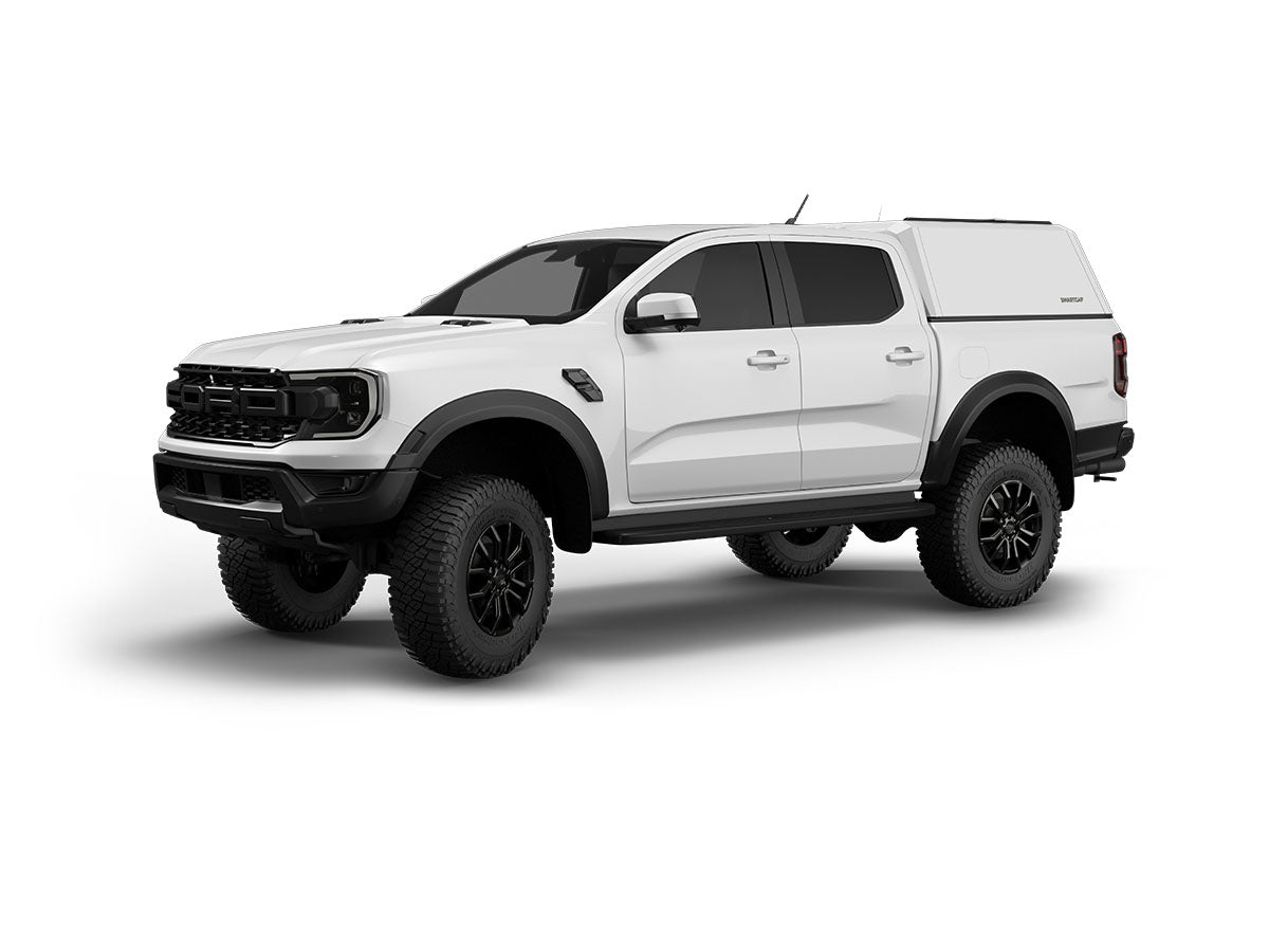 Hard top RSI SmartCap EVOh Hatchback per Ford Ranger 2023+ Double Cab, vista anteriore 3/4 su sfondo bianco