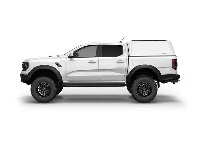 Hard top RSI SmartCap EVOh Hatchback per Ford Ranger 2023+ Double Cab, vista laterale su sfondo bianco