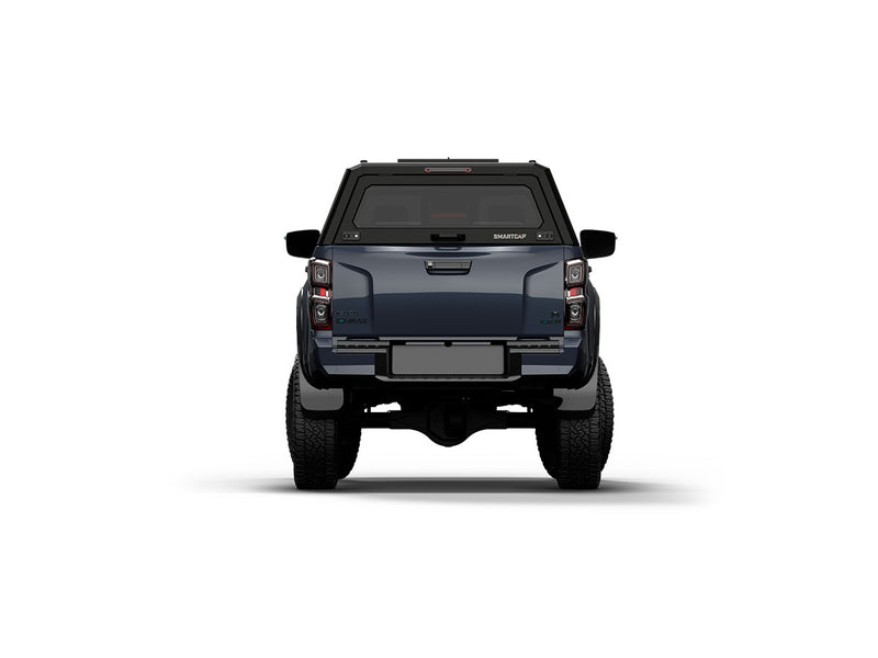 Hard top RSI SmartCap EVOh Hatchback per Isuzu D-Max 2020+ Double Cab, vista posteriore su sfondo bianco