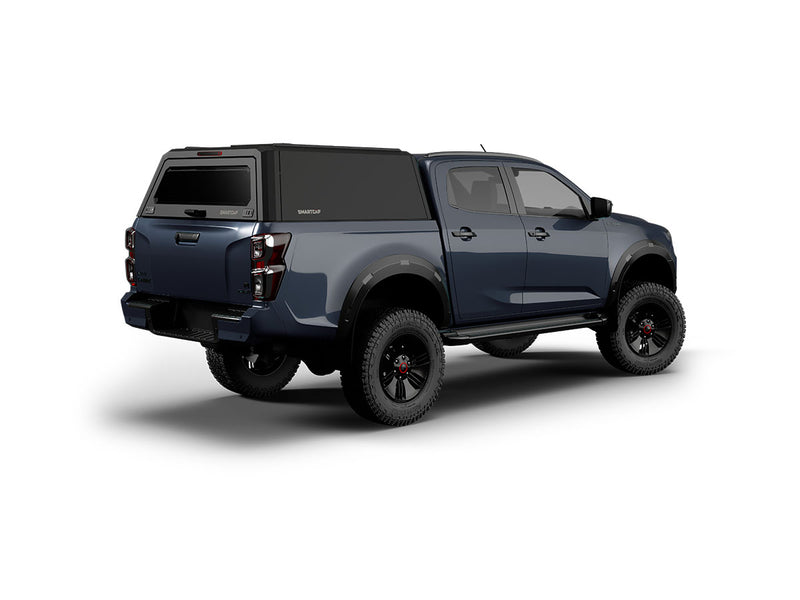 Hard top RSI SmartCap EVOh Hatchback per Isuzu D-Max 2020+ Double Cab, vista posteriore 3/4 lato destro su sfondo bianco