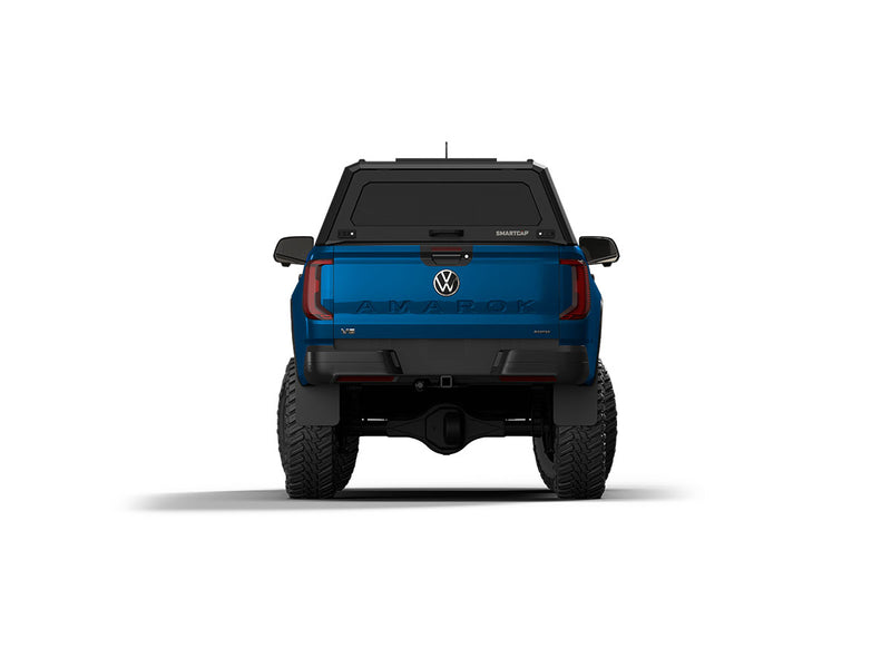 Hard top RSI SmartCap EVOh Hatchback per Volkswagen Amarok 2023+ Double Cab, vista posteriore su sfondo bianco