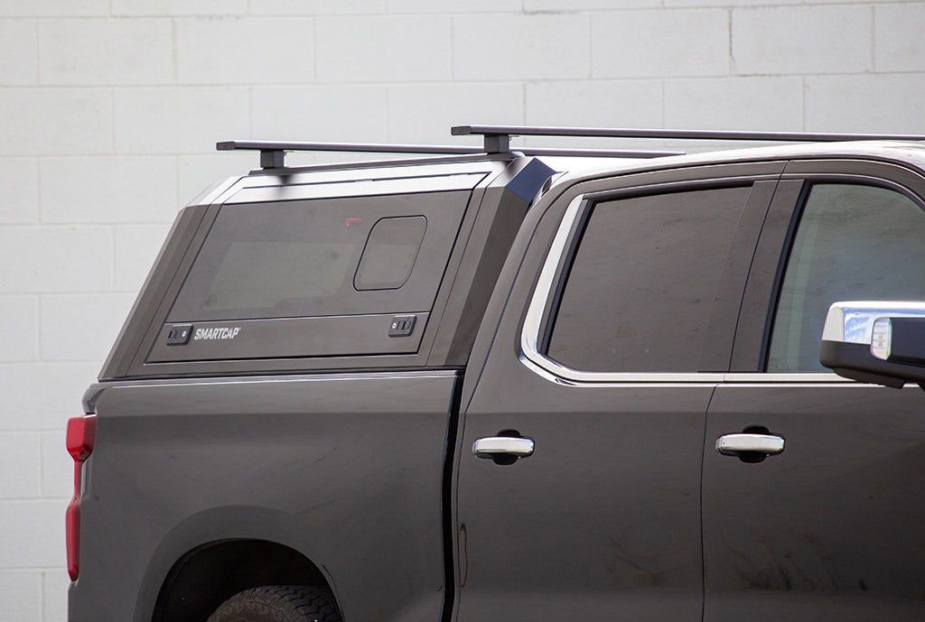 Hard top RSI SmartCap EVOs Sport montato su Chevrolet Silverado / GMC Sierra 1500 2019+ Short Bed 5,8', foto reale