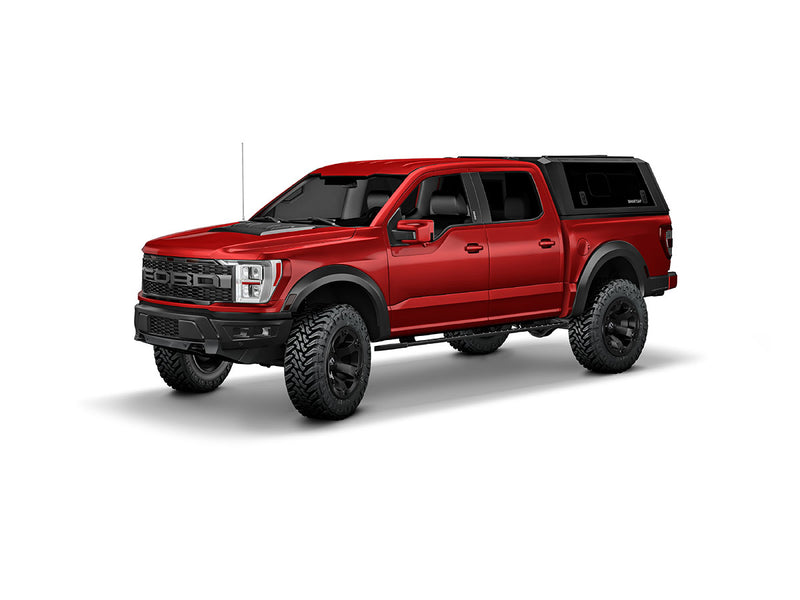 Hard top RSI SmartCap EVOs Sport per Ford F-150 2021+ Short Bed 5,5', vista anteriore 3/4 su sfondo bianco