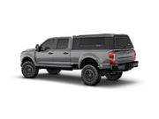 Hard top RSI SmartCap EVOs Sport per Ford F-250 / F-350 Super Duty 2023+, vista posteriore 3/4 su sfondo bianco