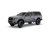 Hard top RSI SmartCap EVOs Sport per Ford Ranger 2012–2022 Extra Cab, vista anteriore 3/4 su sfondo bianco