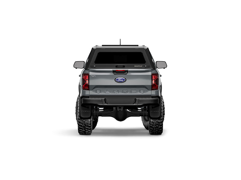 Hard top RSI SmartCap EVOs Sport per Ford Ranger 2023+ Double Cab, vista posteriore su sfondo bianco