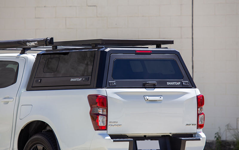 Hard top RSI SmartCap EVOs Sport montato su Isuzu D-Max 2020+ Double Cab, foto reale