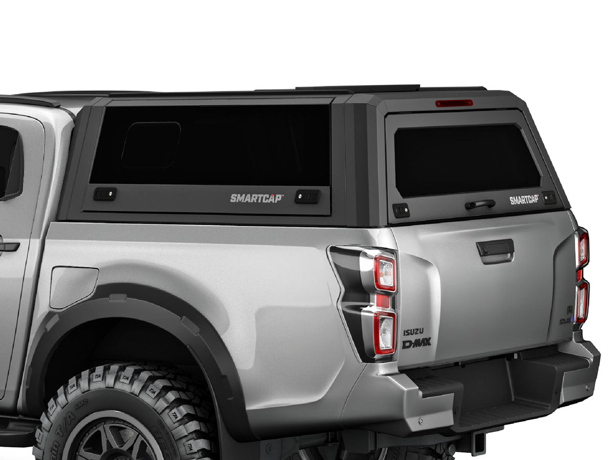 Hard top RSI SmartCap EVOs Sport per Isuzu D-Max 2020+ Double Cab, vista posteriore 3/4 ravvicinata