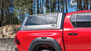Hard top RSI SmartCap EVOs Sport montato su Toyota Hilux 2016–2025 Double Cab, foto reale