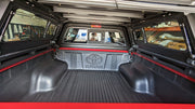 Hard top RSI SmartCap EVOs Sport montato su Toyota Hilux 2016–2025 Double Cab, foto reale
