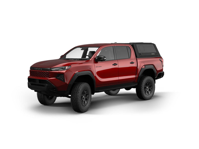 Hard top RSI SmartCap EVOs Sport per Toyota Hilux 2026+ Double Cab, vista anteriore 3/4 su sfondo bianco