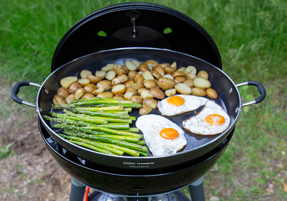 Padella per paella Cadac GreenGrill misura 50 – in uso