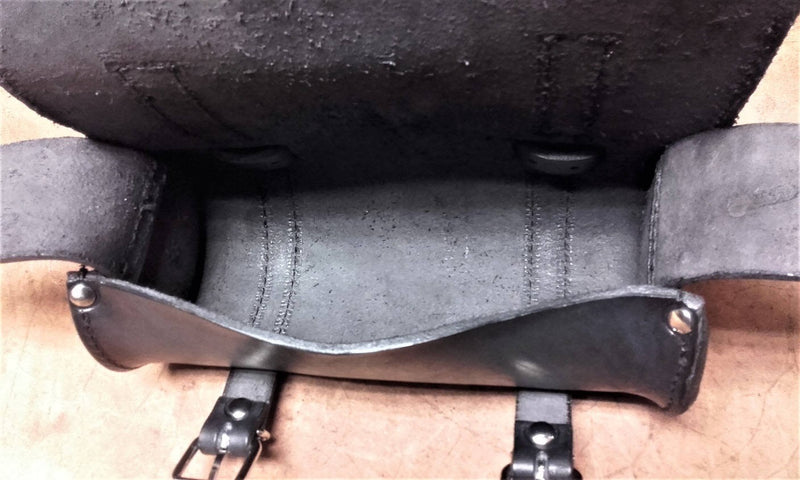 RULLO "PACH" MEDIO ROTONDO PORTA ATTREZZI - FRANGIATO CON BORCHIE - NERO -