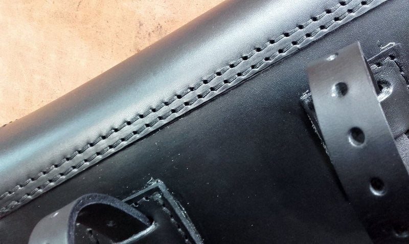 BOLSO CHOPPERS LATERAL "PACH" EN PIEL - MARRÓN OSCURO -