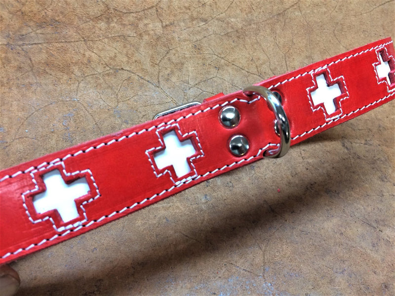 Collar y correa para perros modelo San Bernardo en piel roja y piel blanca