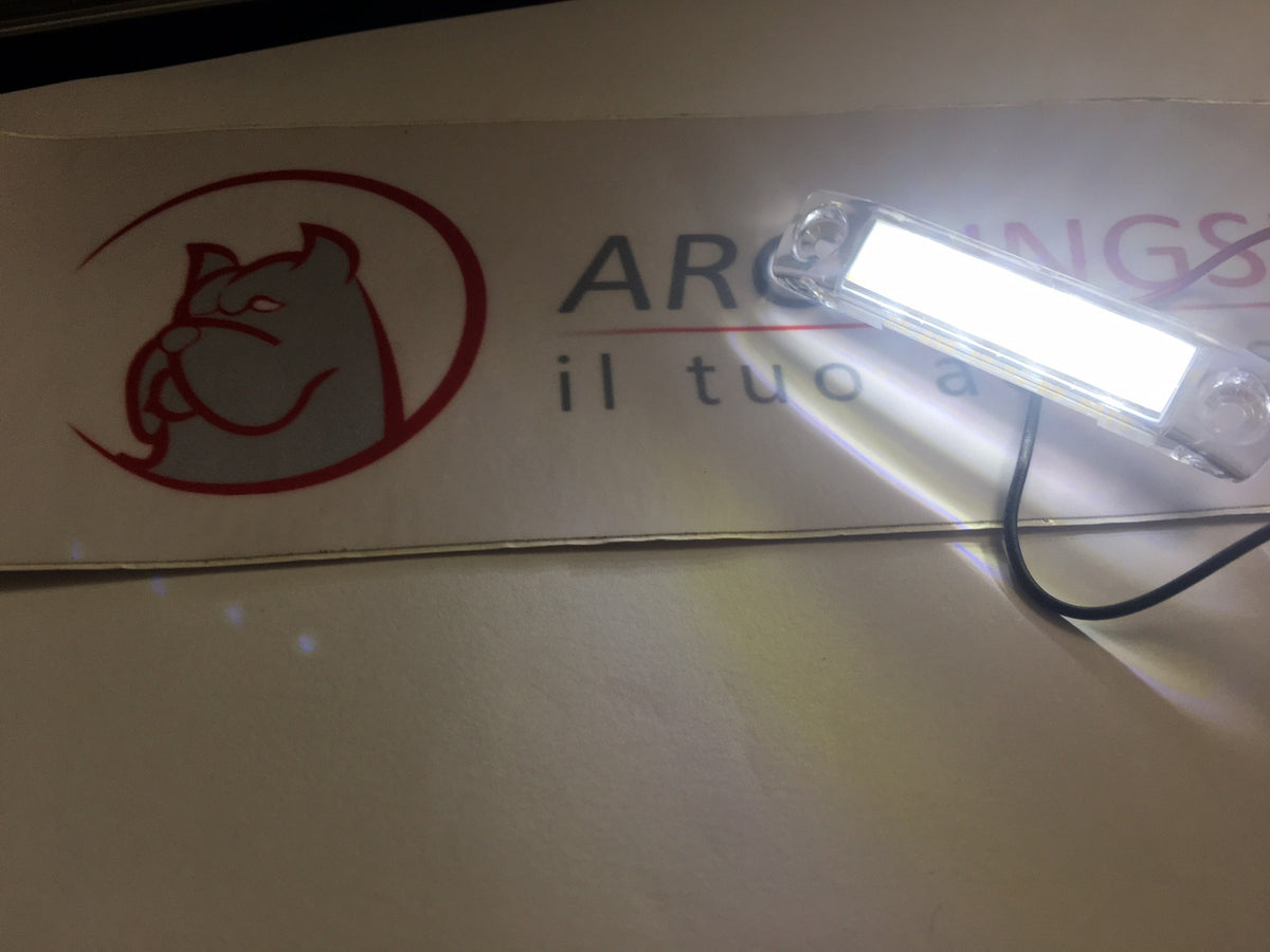 Luce a LED bianca forma rettangolare per auto - camion-furgoni – immagine 2